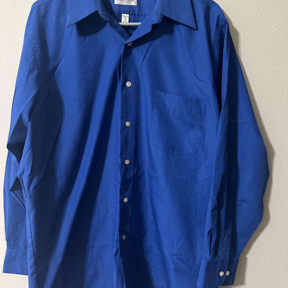 Van Heusen Blue Dress Shirt Classic Design